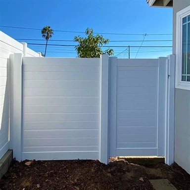 Hvid Vinyl Privacy Gate